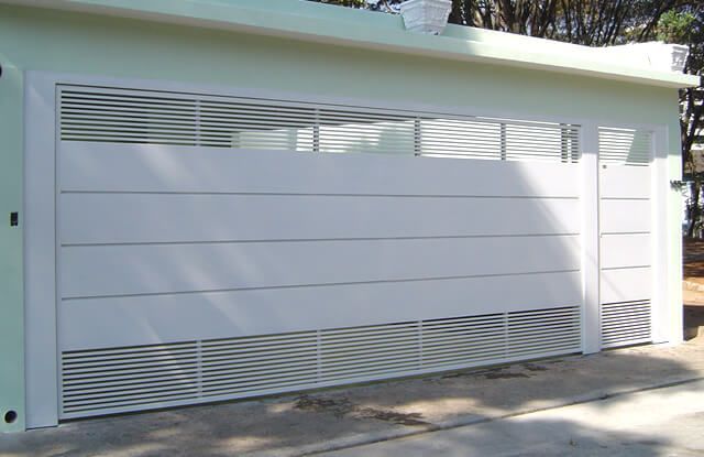 Portão Aço Tubular com Chapa